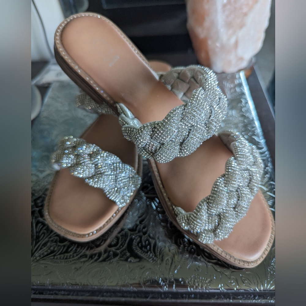 Chelsea Moreland Nirvana Sandals (LOTS of SPARKLE!)